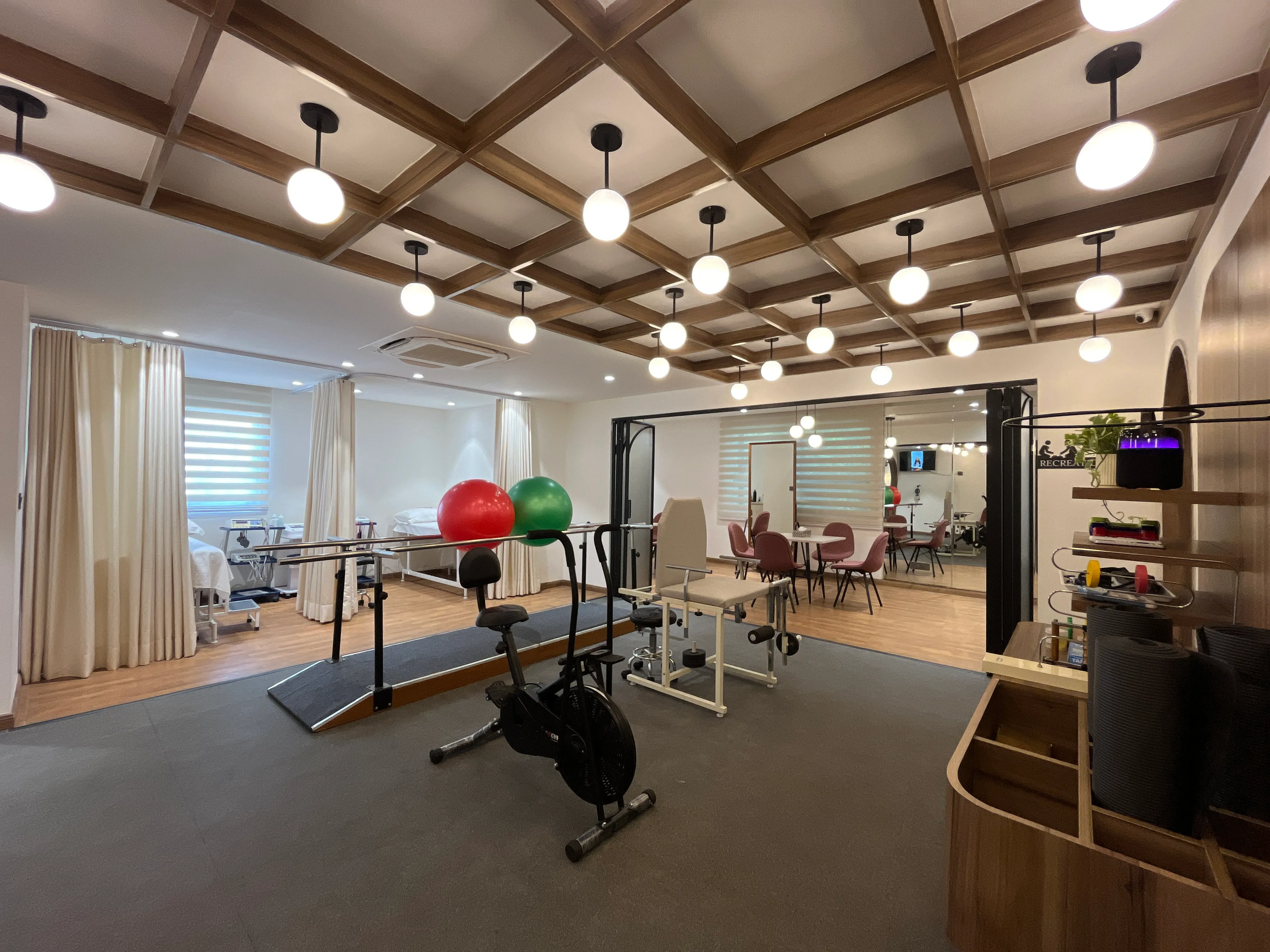 EverBloom Healthcare - Senior wellness and care